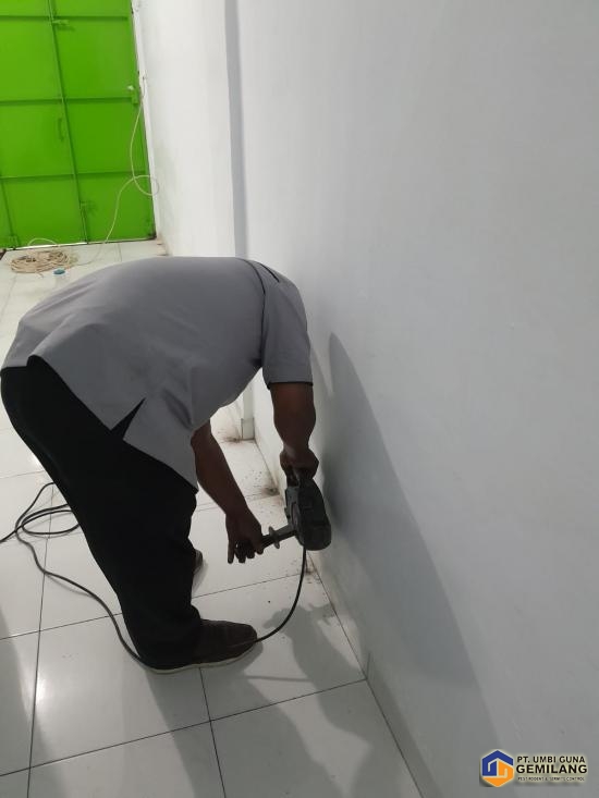 Pengeboran Lantai Ruko 